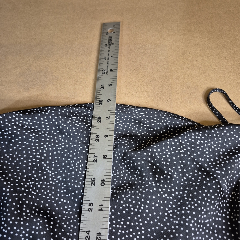 Chic Black and White Spotted Midi Dress - Picture 2 of 7